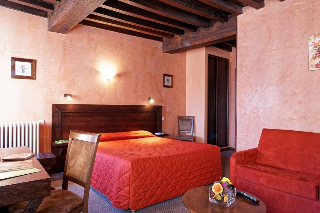 Logis Des Trois Maures Hotel Couches Ngoại thất bức ảnh