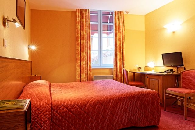 Logis Des Trois Maures Hotel Couches Ngoại thất bức ảnh